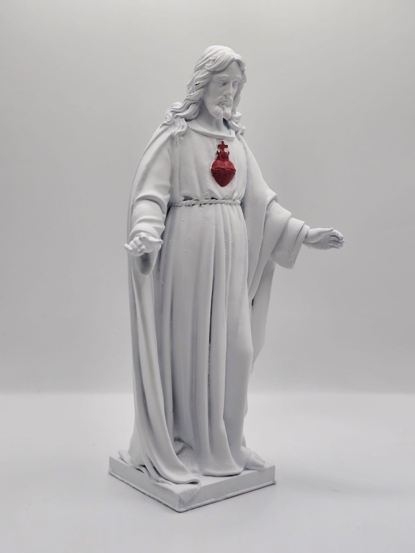 Statuette of the Sacred Heart of Jesus