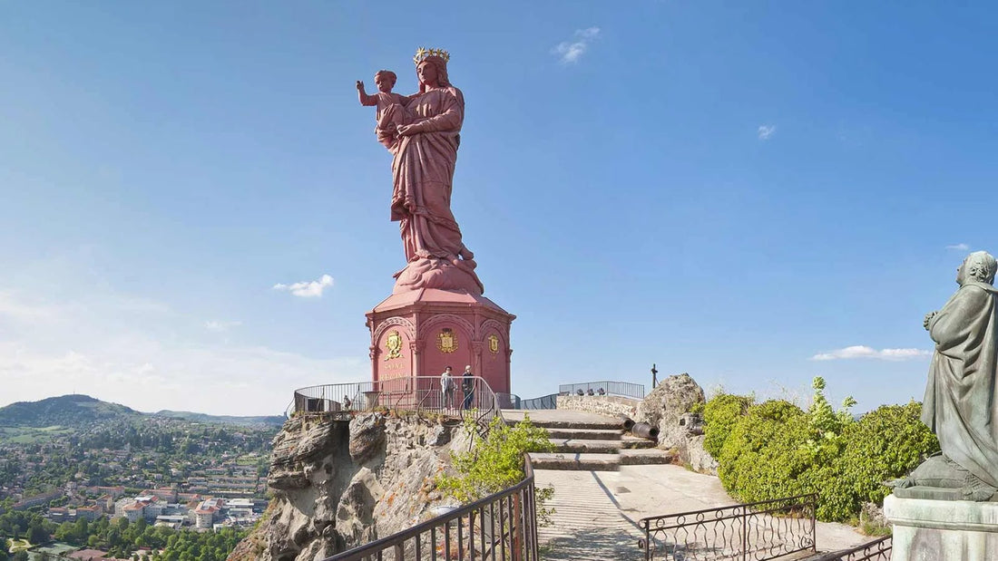 Notre-Dame de France au Puy-en-Velay : Un Haut Lieu de Pèlerinage et de Dévotion