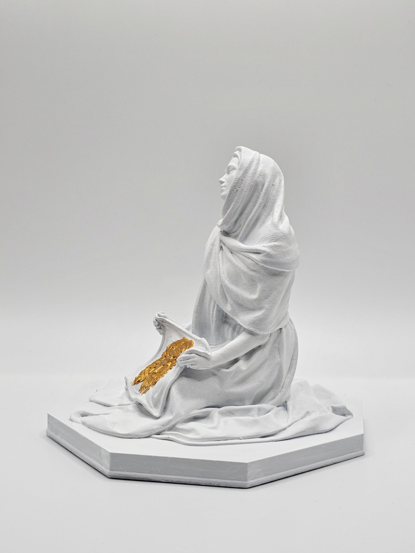 Statuette of Saint Veronica