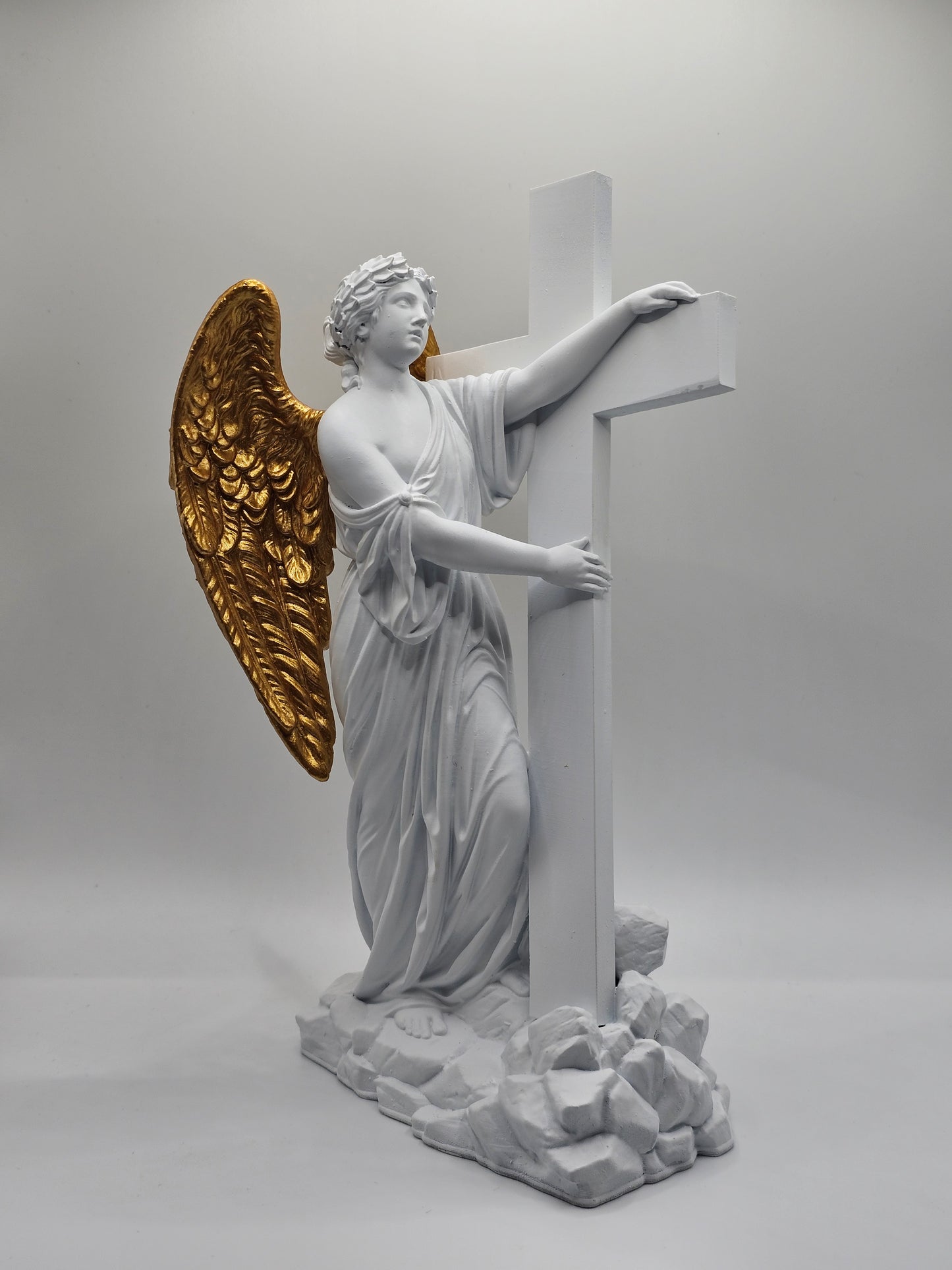 Angel Holding the Cross (Gold)