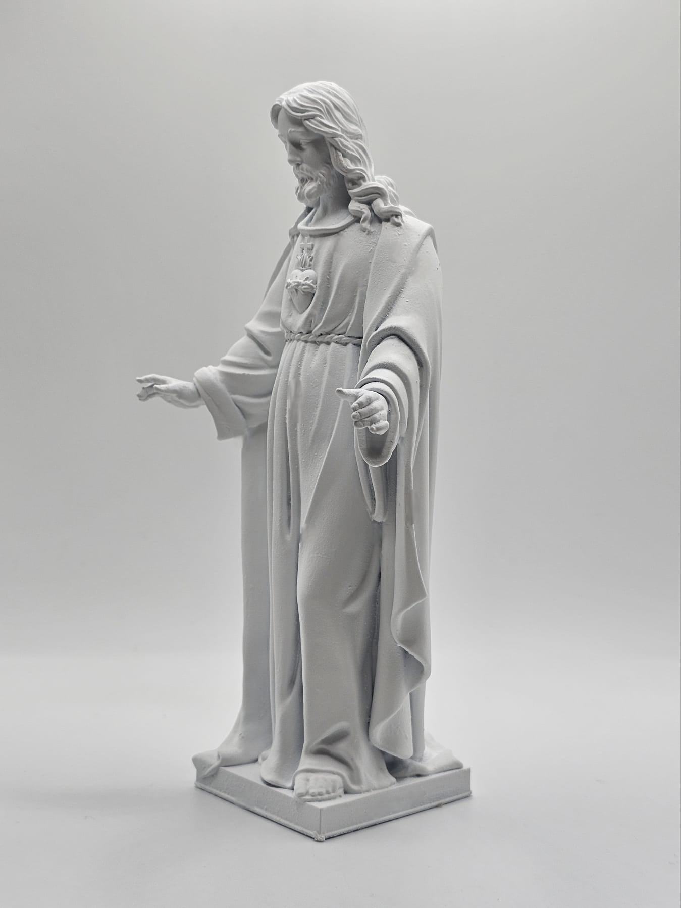 Statuette of the Sacred Heart of Jesus