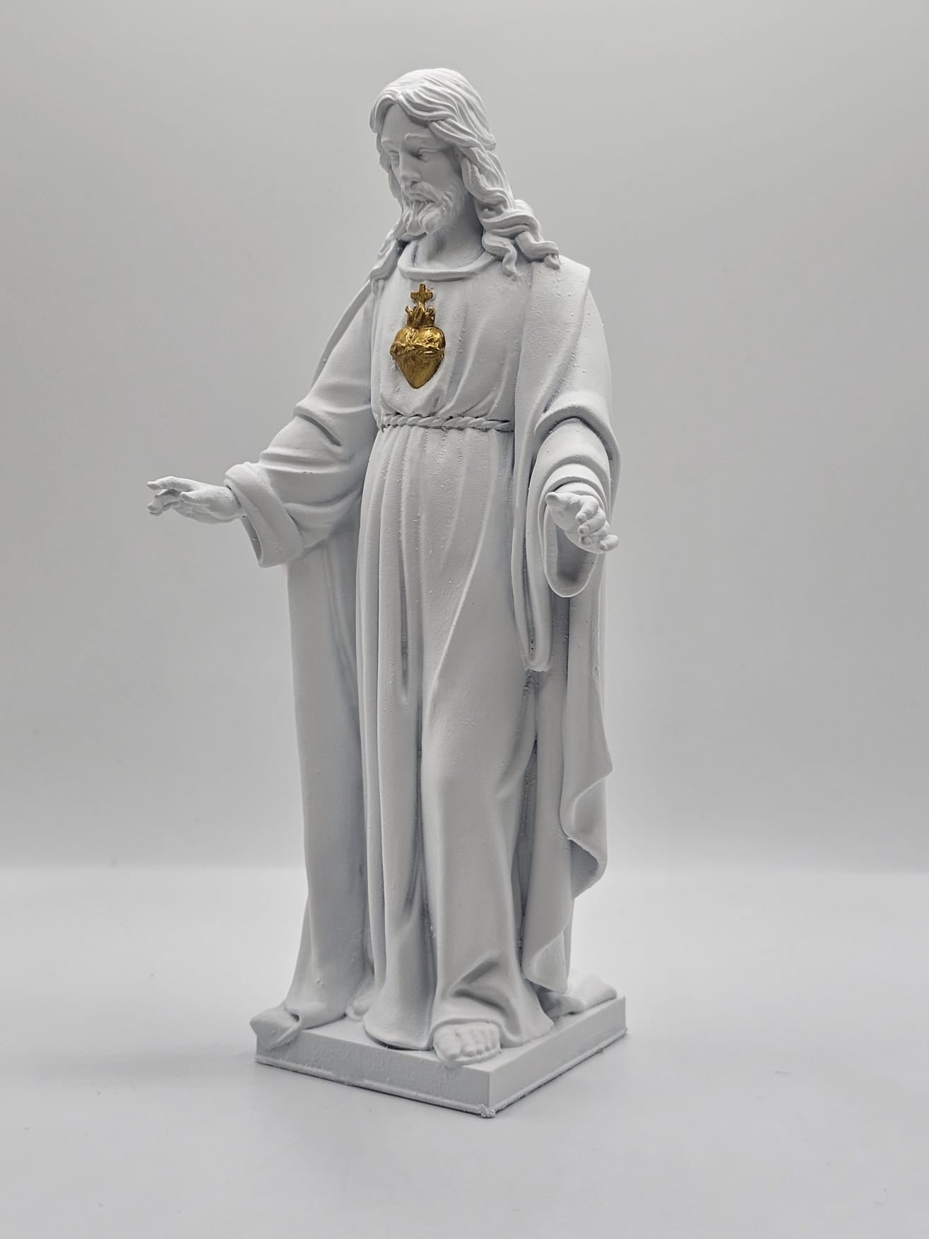Statuette of the Sacred Heart of Jesus