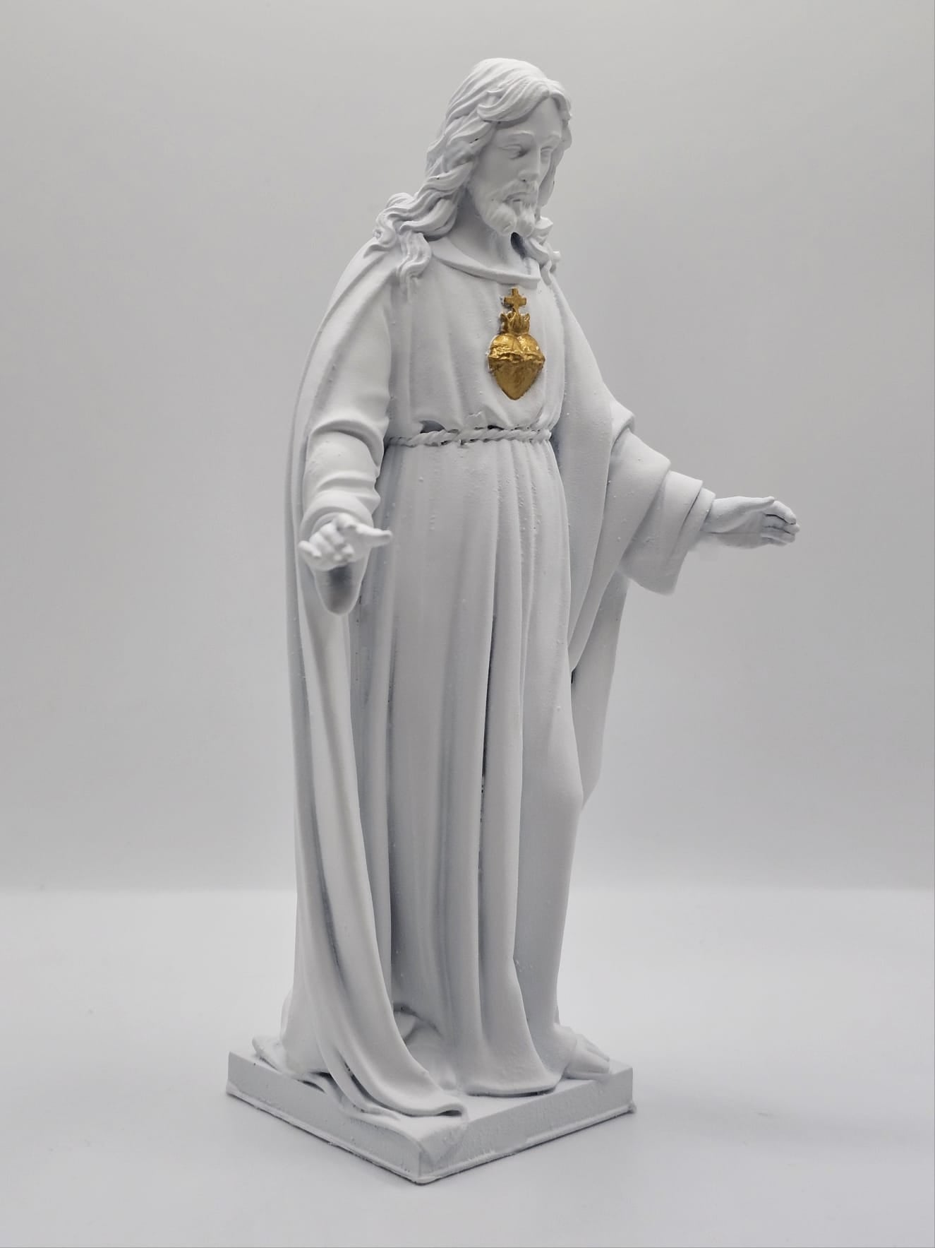 Statuette of the Sacred Heart of Jesus