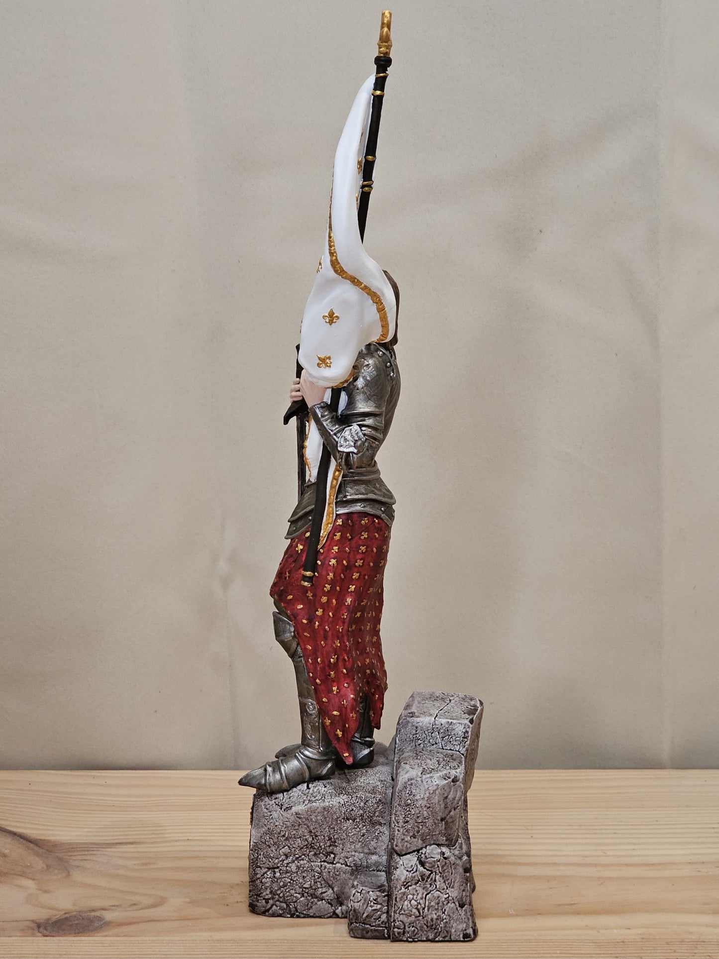 Statue Jeanne d'Arc, Peinte à la main - 35 centimètres