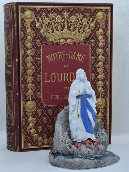 Statuette de Notre-Dame de Lourdes – Peinte à la Main