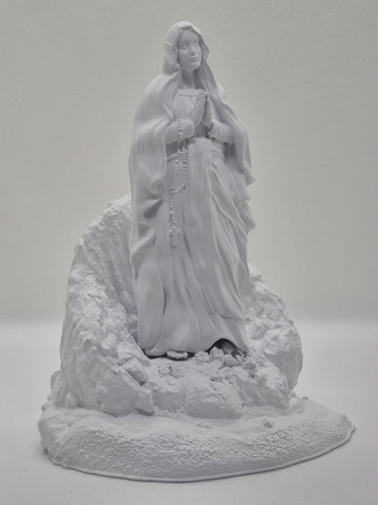 Statuette de Notre-Dame de Lourdes – Peinte à la Main